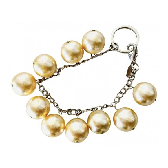NORDSTROM REVOLVE Cream Gold Oversized Pearl Silver Bracelet Costume Jewelry - Picture 1 of 6